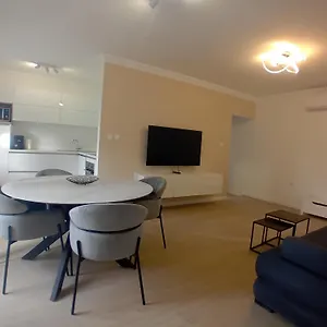https://apartments-angie.hotelinzadar.com