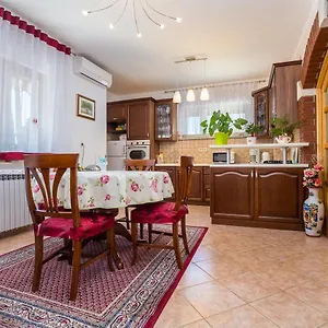 Janko Apartment